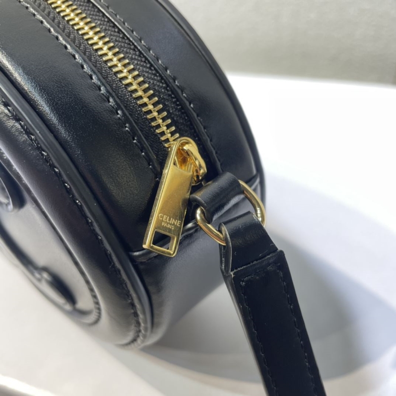 Ce1i*e triomphe bags